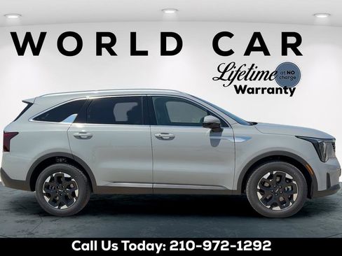 New 2026 Kia Sorento S w/ S Panoramic Sunroof Package FWD image 2