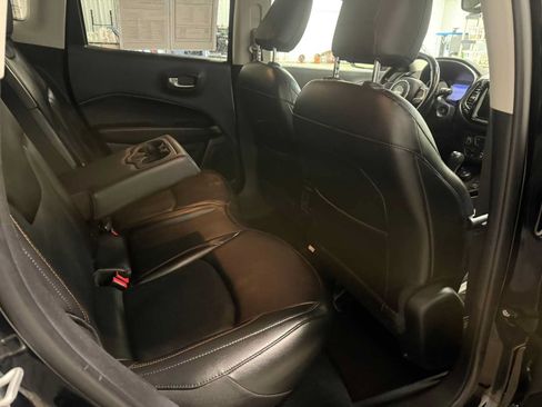 Used 2019 Jeep Compass Limited AWD/4WD image 25