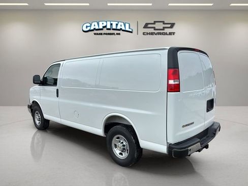 New 2025 Chevrolet Express 2500 Work Van w/ Driver Convenience Package image 11