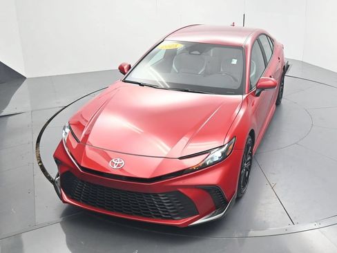Used 2025 Toyota Camry SE w/ Convenience Package FWD image 55