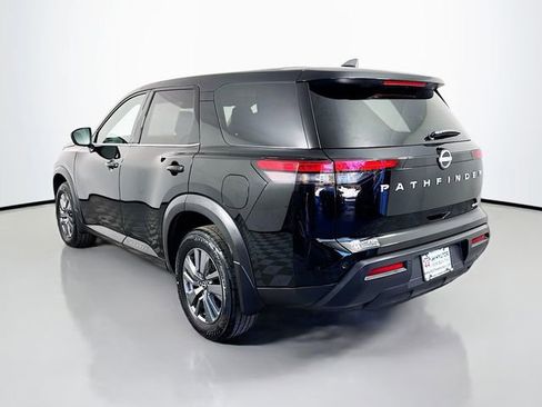 Used 2024 Nissan Pathfinder S image 6