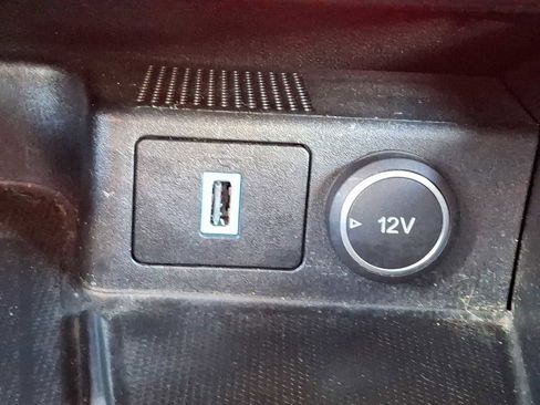 Certified 2020 Ford Escape SE Sport image 28