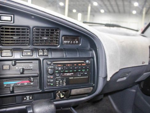 Used 1991 Toyota Land Cruiser image 14