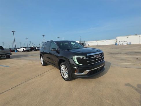Used 2024 GMC Acadia Elevation FWD image 3