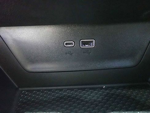 Used 2026 Chevrolet Equinox RS w/ Convenience Package III image 22