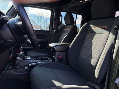 Used 2021 Jeep Gladiator Mojave w/ Trailer Tow Package image 34