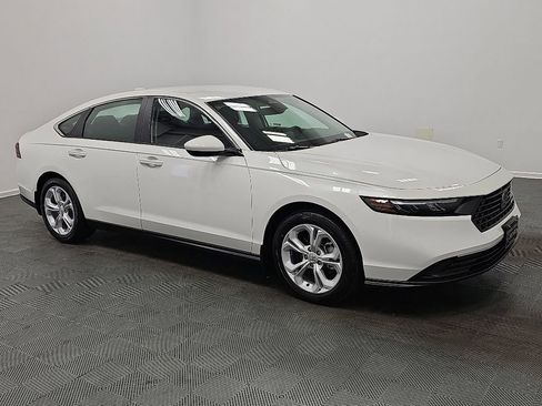 New 2026 Honda Accord LX image 2