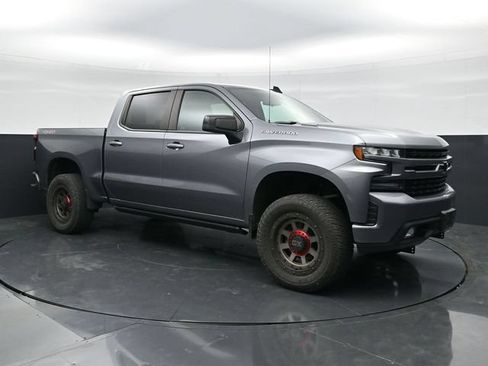 Used 2022 Chevrolet Silverado 1500 RST AWD/4WD image 3
