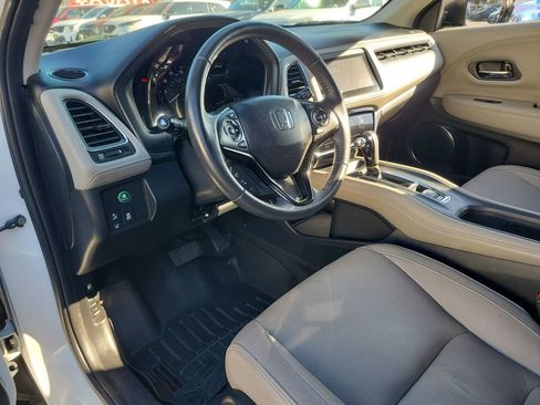 Used 2019 Honda HR-V EX-L image 17