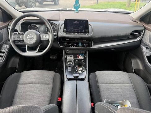 Used 2021 Nissan Rogue SV AWD/4WD image 15