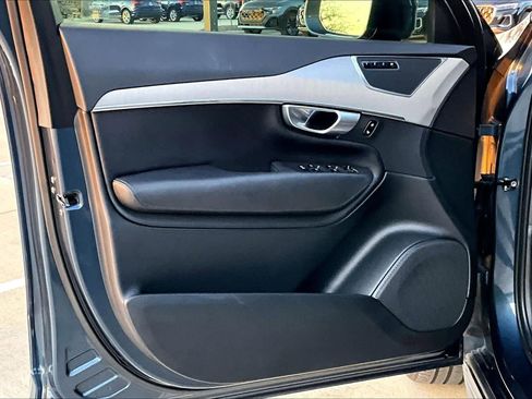 Used 2024 Volvo XC90 B5 Core w/ Protection Package Premier image 20