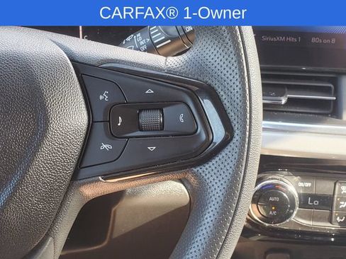 Used 2025 Chevrolet Trax LT FWD image 15