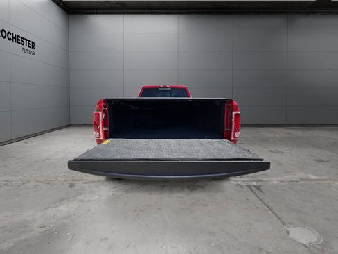 Used 2014 RAM 1500 Laramie w/ Convenience Group AWD/4WD image 19