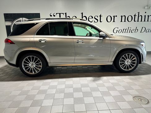 Used 2021 Mercedes-Benz GLE 450 4MATIC image 3