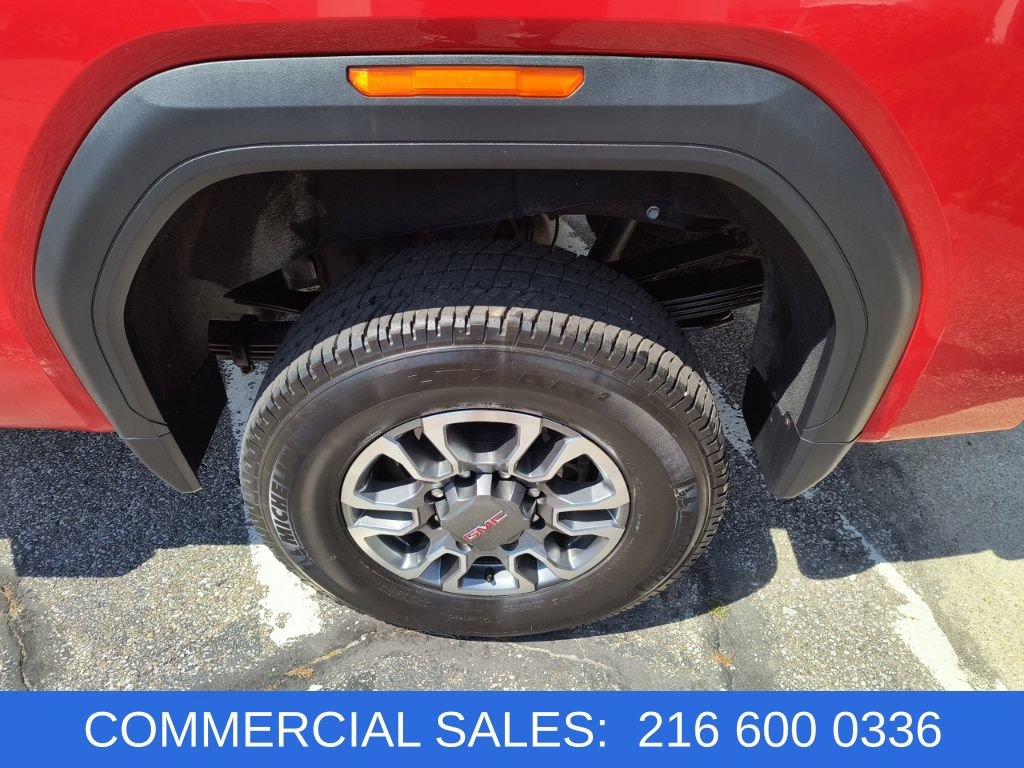Used 2025 GMC Sierra 3500 SLE w/ SLE Convenience Package AWD/4WD image 30