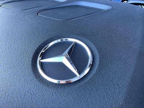 New 2026 Mercedes-Benz GLB 250 GLB 250 image 17