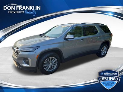Used 2023 Chevrolet Traverse LT