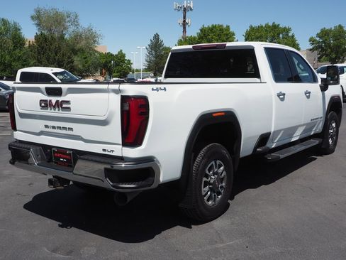 Used 2024 GMC Sierra 3500 SLT w/ SLT Convenience Package AWD/4WD image 7