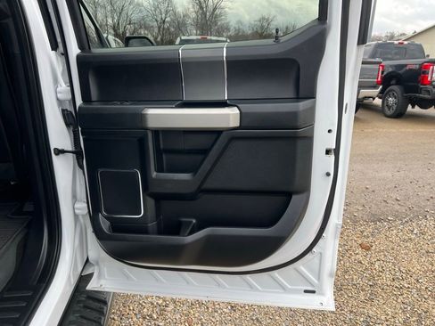 Used 2019 Ford F150 Lariat image 17