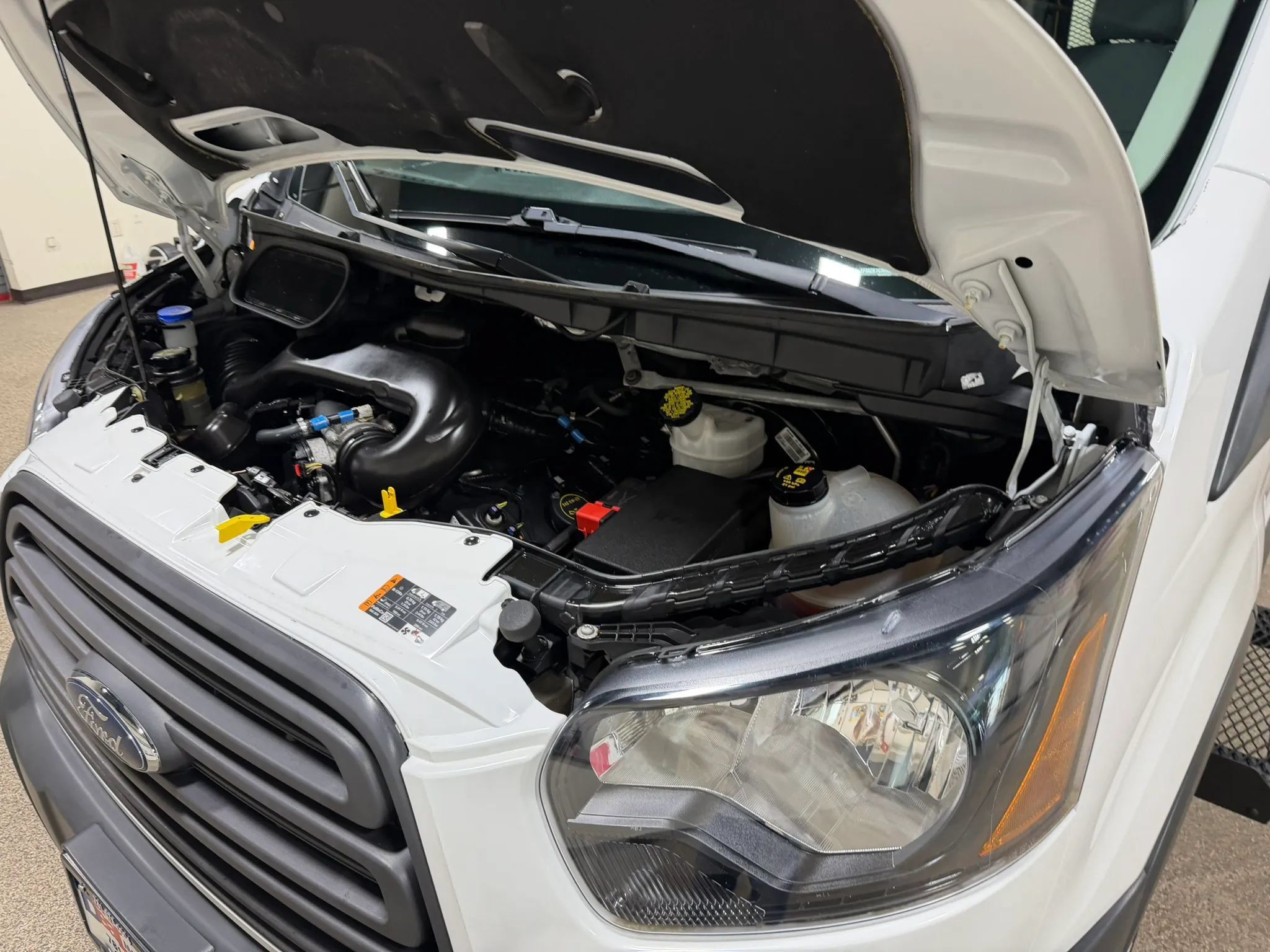 Used 2018 Ford Transit 150 XL RWD image 56
