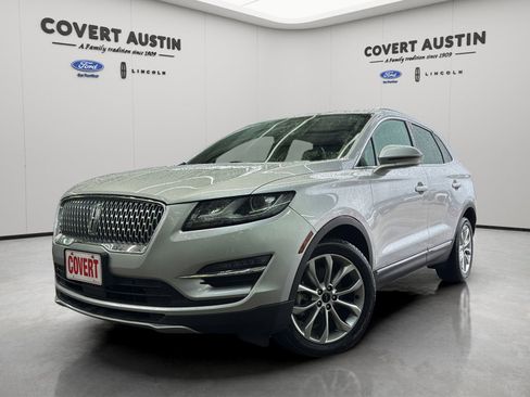 Used 2019 Lincoln MKC Select w/ Select Plus Package FWD image 1