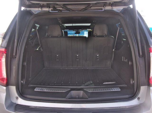Used 2023 GMC Yukon XL Denali w/ Denali Reserve Package AWD/4WD image 37