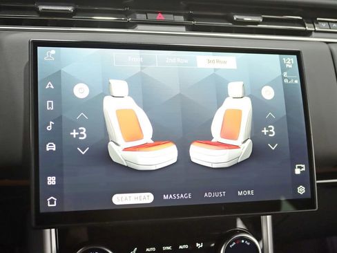 Used 2023 Land Rover Range Rover Long Wheelbase SE image 23