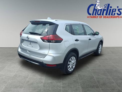 Used 2019 Nissan Rogue S AWD/4WD image 4