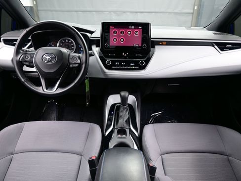 Used 2022 Toyota Corolla SE image 16
