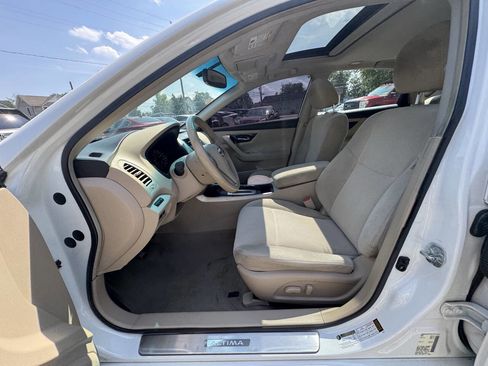 Used 2013 Nissan Altima 2.5 SV w/ 2.5SV Convenience Pkg image 46