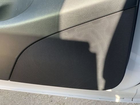 Used 2022 Tesla Model Y Performance image 22