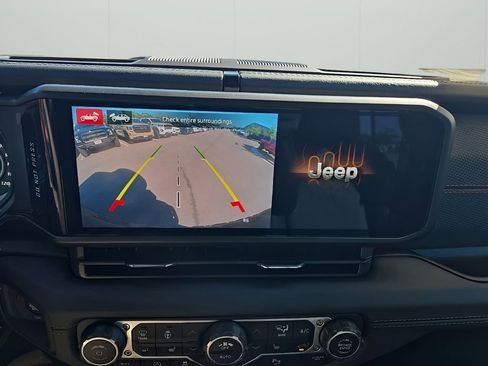New 2025 Jeep Wrangler Unlimited Rubicon w/ Safety Group AWD/4WD image 59