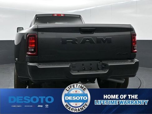 New 2026 RAM 3500 Big Horn image 7