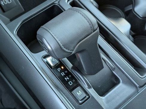 New 2025 Ford F150 Lariat w/ Equipment Group 501A Mid image 55