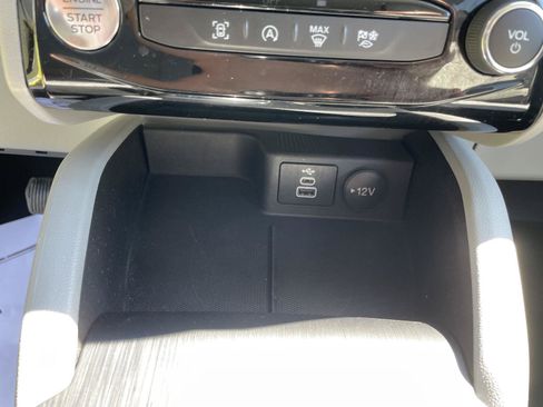 Used 2024 Ford Escape Active w/ Tech Pack #1 AWD/4WD image 18
