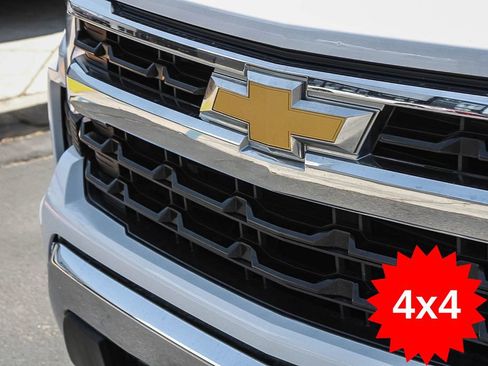 Used 2024 Chevrolet Silverado 1500 LT w/ Protection Package AWD/4WD image 9
