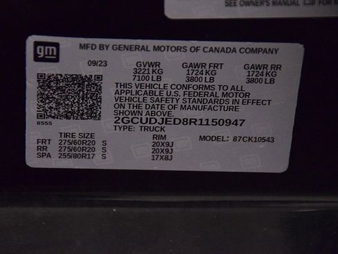 Used 2024 Chevrolet Silverado 1500 High Country w/ Z71 Off-Road Package image 16