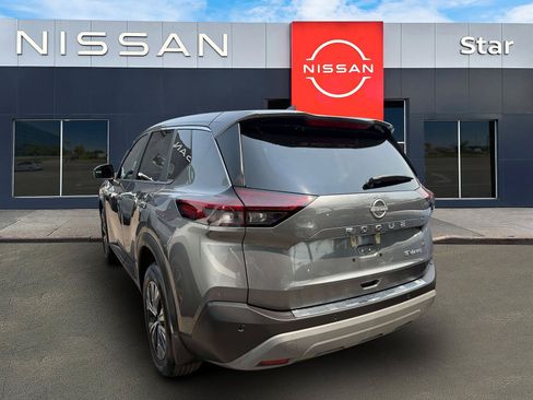 Used 2023 Nissan Rogue SV AWD/4WD image 4