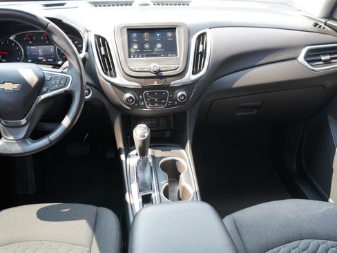 Used 2020 Chevrolet Equinox LT AWD/4WD image 21