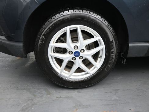 Used 2022 Ford Edge SEL w/ Convenience Package image 10