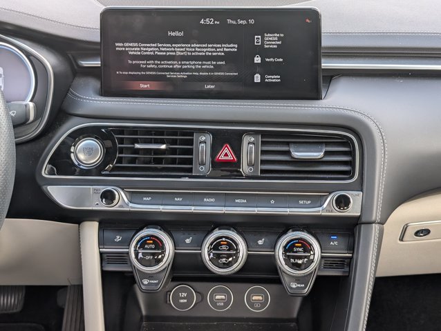 Used 2023 Genesis G70 2.0T RWD image 16