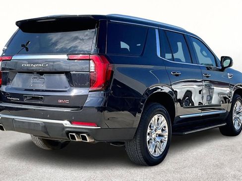 Used 2025 GMC Yukon Denali image 15