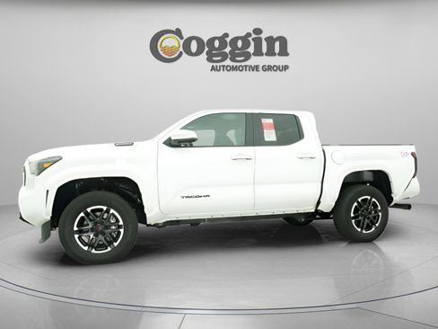 New 2026 Toyota Tacoma TRD Sport AWD/4WD image 4