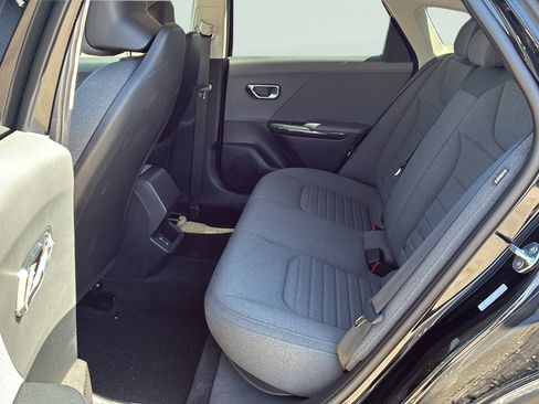 Certified 2025 Kia K4 EX FWD image 16