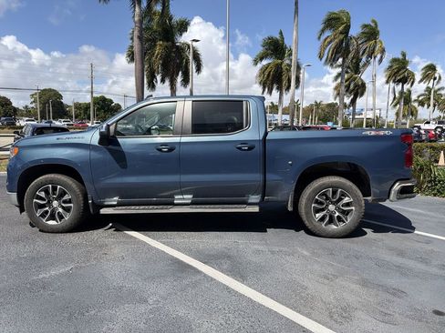 Used 2024 Chevrolet Silverado 1500 LT AWD/4WD image 5