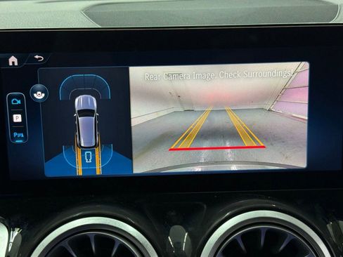 New 2026 Mercedes-Benz GLB 250 image 28