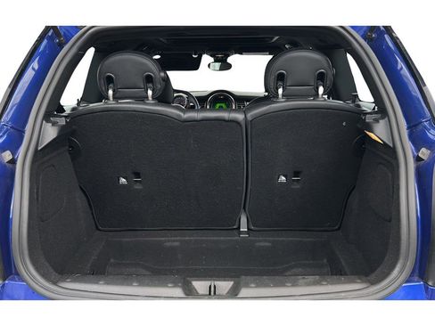 Used 2021 MINI Cooper 2-Door Hardtop image 9