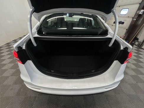 Used 2020 Ford Fusion SE image 20