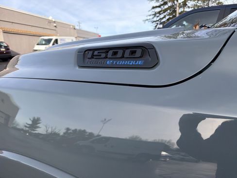 Used 2021 RAM 1500 Big Horn w/ Built-to-serve Edition image 29