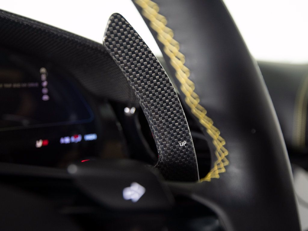 Used 2025 Ferrari Purosangue AWD/4WD image 18